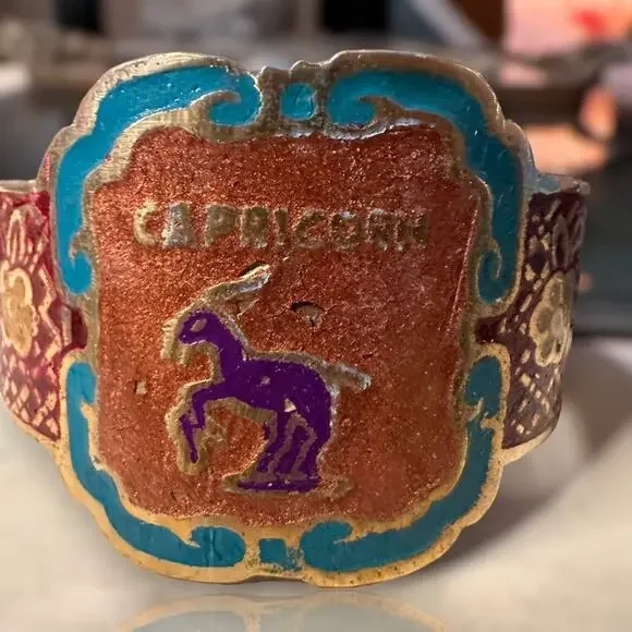 Vintage Brass Hand Painted CAPRICORN Zodiac Astrology Cuff Bracelet - Picture 4 of 7